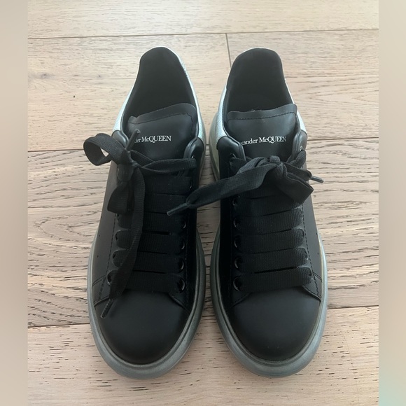 🌈 Alexander McQueen Oversized Iridescent Leather Clear Sole Sneakers - Picture 8 of 8